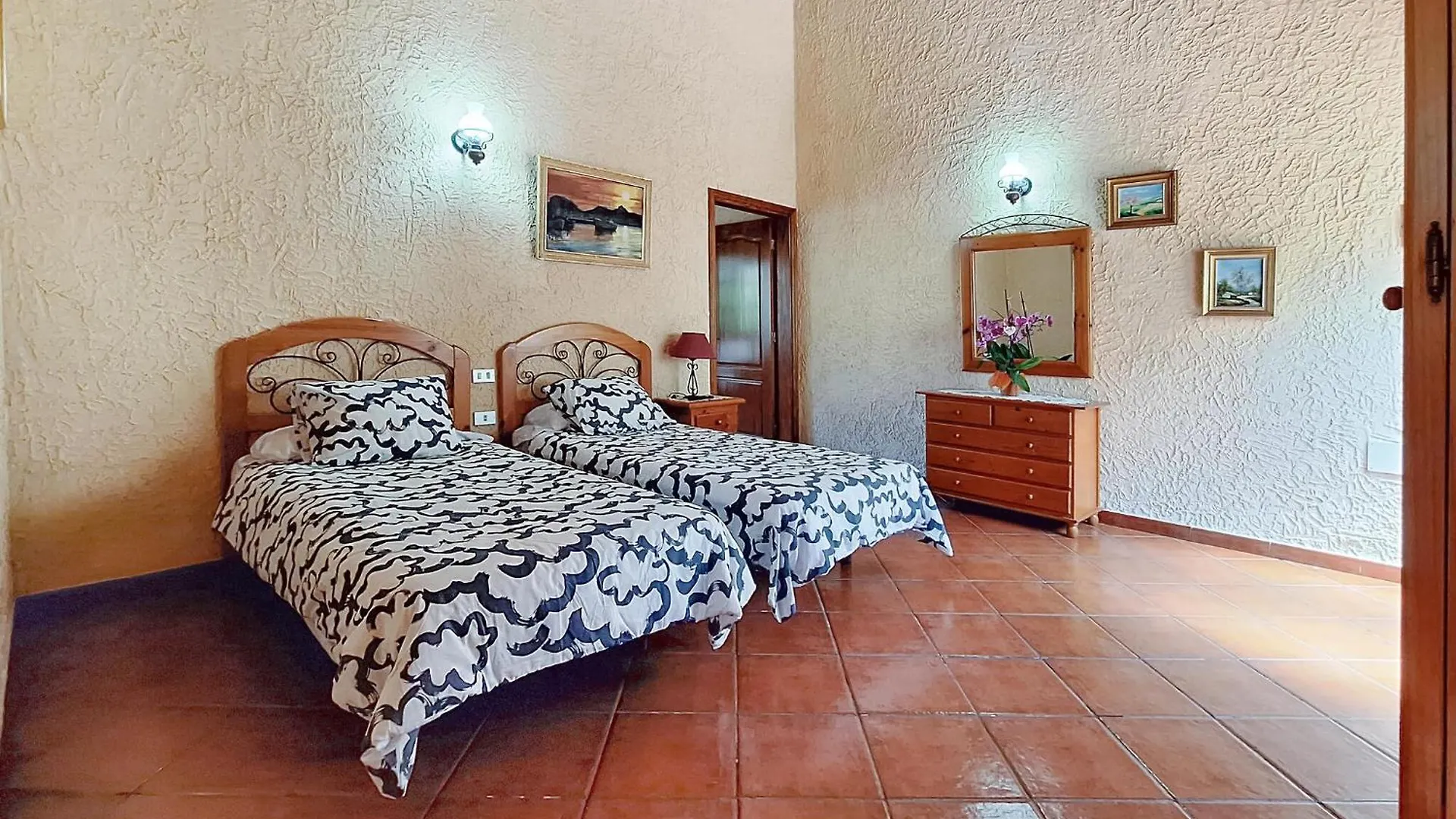 Awesome Home In Buenavista del Norte 0*,